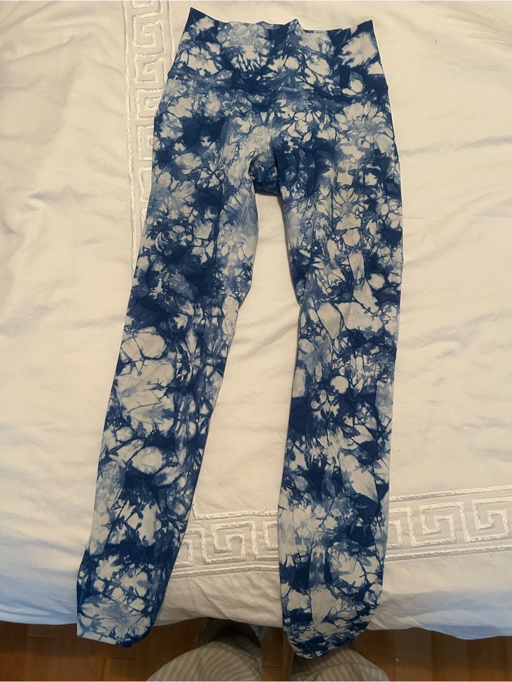 lululemon athletica Blue and White Tie-Dye Leggings